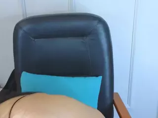 KuroRen's Live Sex Cam Show