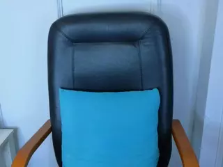 KuroRen's Live Sex Cam Show