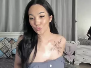 Lady-Mariko's Live Sex Cam Show