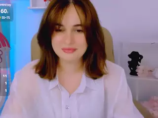 MaagicPeach's Live Sex Cam Show