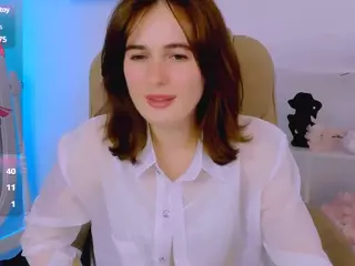 MaagicPeach's Live Sex Cam Show