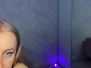 MilanaTrison's Live Sex Cam Show