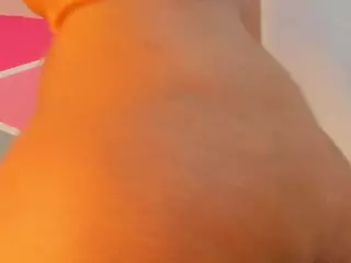 Nahomisoza's Live Sex Cam Show