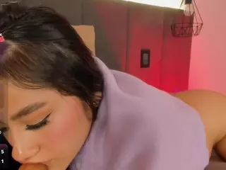 NicollePierce's Live Sex Cam Show