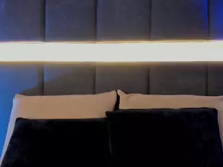 NicollePierce's Live Sex Cam Show