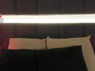 NicollePierce's Live Sex Cam Show