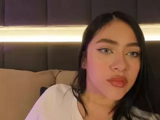 NicollePierce's Live Sex Cam Show