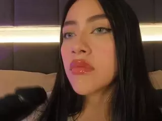 NicollePierce's Live Sex Cam Show