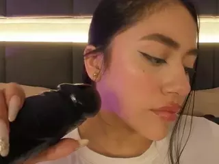 NicollePierce's Live Sex Cam Show