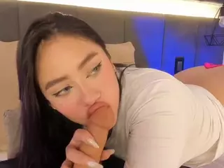 NicollePierce's Live Sex Cam Show