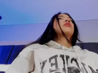 NicollePierce's Live Sex Cam Show