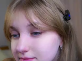 PrudenceFairfield's Live Sex Cam Show