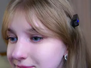 PrudenceFairfield's Live Sex Cam Show