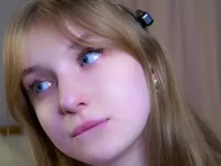 PrudenceFairfield's Live Sex Cam Show