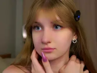 PrudenceFairfield's Live Sex Cam Show