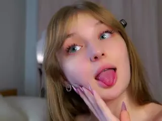 PrudenceFairfield's Live Sex Cam Show