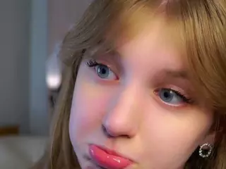PrudenceFairfield's Live Sex Cam Show