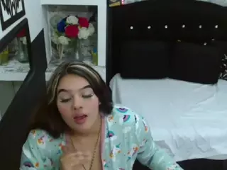 shirley18's Live Sex Cam Show