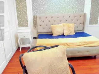 Jolie-price's Live Sex Cam Show