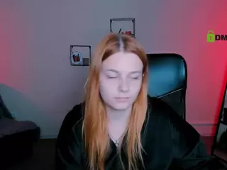 josette-red's Live Sex Cam Show