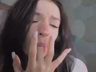 LoonaEclipse's Live Sex Cam Show