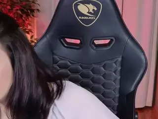 LoonaEclipse's Live Sex Cam Show