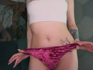 LoonaEclipse's Live Sex Cam Show
