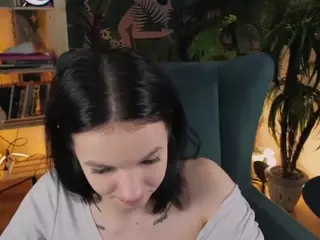 LoonaEclipse's Live Sex Cam Show