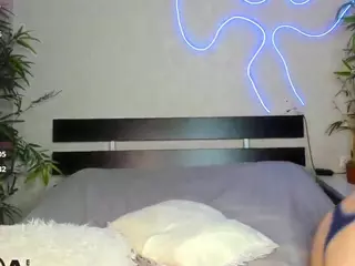 Luna's Live Sex Cam Show