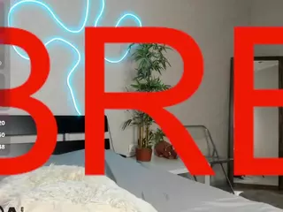 Luna's Live Sex Cam Show
