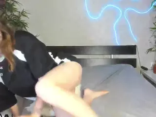 Luna's Live Sex Cam Show