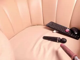 MuffinAndMoans's Live Sex Cam Show