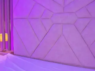 MuffinAndMoans's Live Sex Cam Show