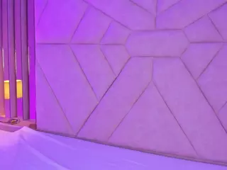 MuffinAndMoans's Live Sex Cam Show