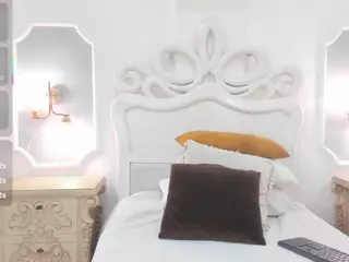 rebeca-watsson's Live Sex Cam Show