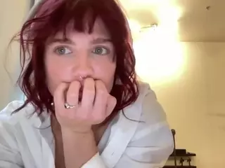 SweetCme's Live Sex Cam Show