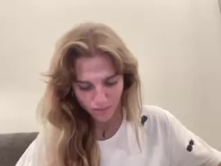 SweetCme's Live Sex Cam Show