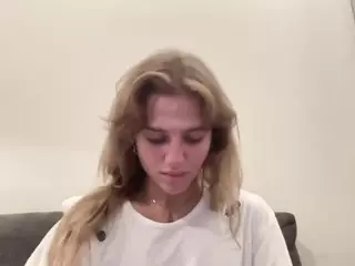 SweetCme's Live Sex Cam Show