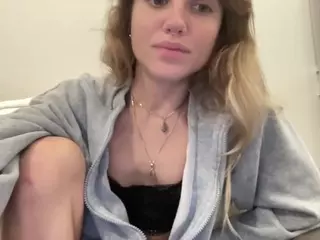 SweetCme's Live Sex Cam Show