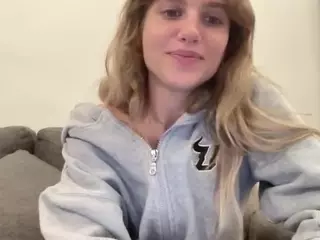 SweetCme's Live Sex Cam Show
