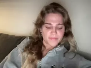 SweetCme's Live Sex Cam Show
