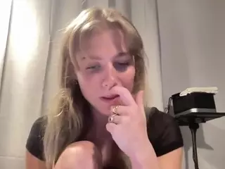 SweetCme's Live Sex Cam Show