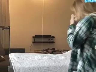 SweetCme's Live Sex Cam Show