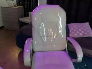 Vicolenn-69's Live Sex Cam Show
