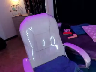 Vicolenn-69's Live Sex Cam Show