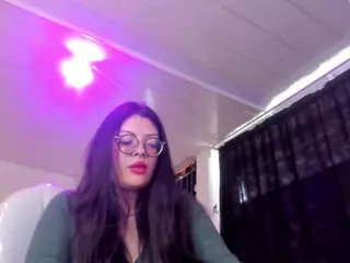 Vicolenn-69's Live Sex Cam Show