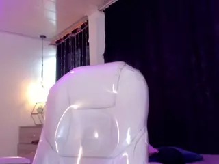 Vicolenn-69's Live Sex Cam Show