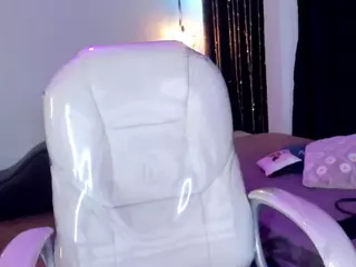 Vicolenn-69's Live Sex Cam Show
