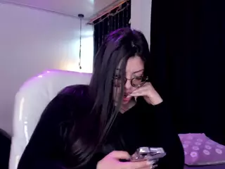 Vicolenn-69's Live Sex Cam Show