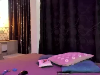 Vicolenn-69's Live Sex Cam Show